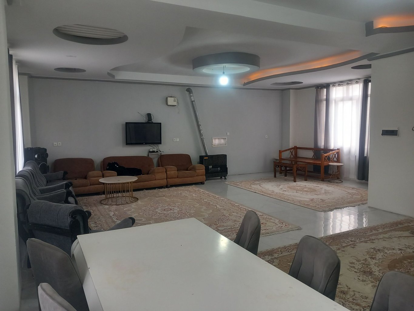 ویلا دوخوابه استخردار آبگرم باغ جلال