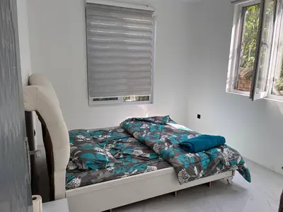 ویلا دوخوابه استخردار آبگرم عطر سیب