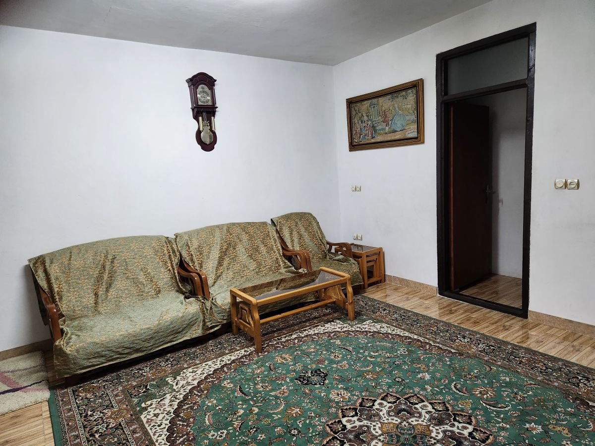 آپارتمان یک خوابه رستمیان 1 - حال