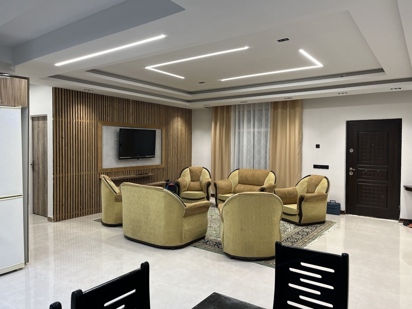 دوخوابه استخردار آبگرم باغ ناز