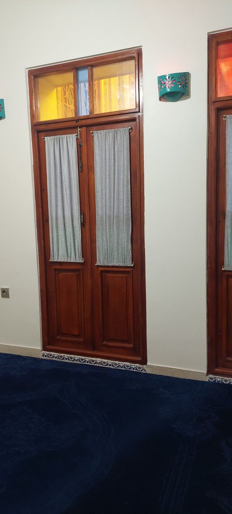 ملک تاج - واحد سه دری