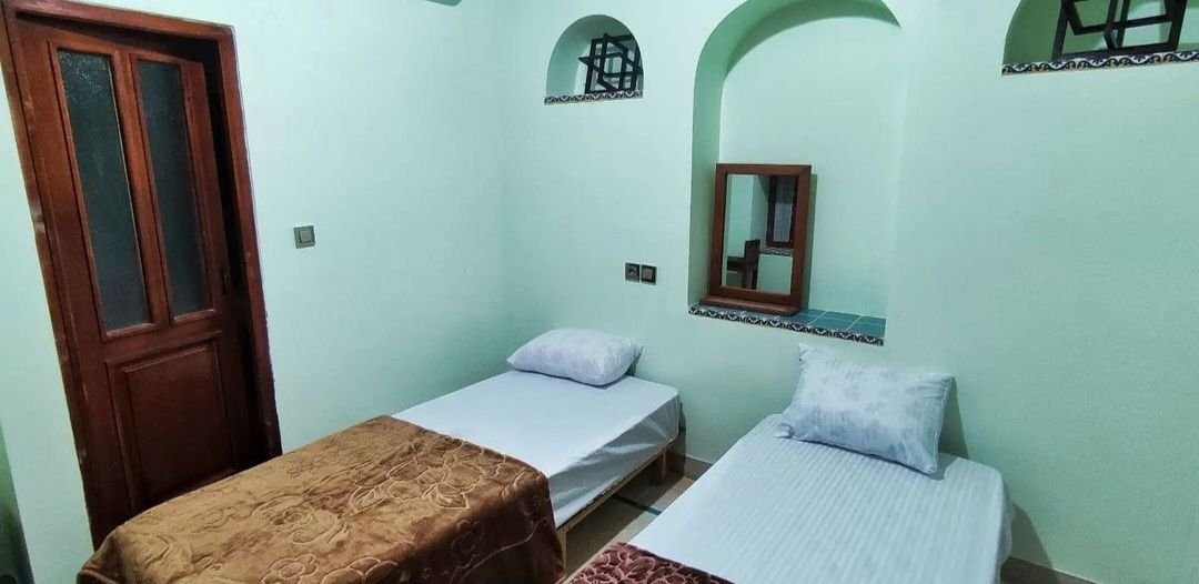 اقامتگاه سنتی ملک تاج - واحد هشتی