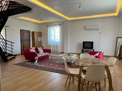 ویلا دو خوابه دوبلکس جنگلی ملک لو