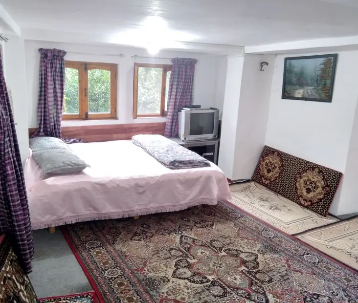 سوئیت فلت جنگلی جواهر - تختخواب داخل حال