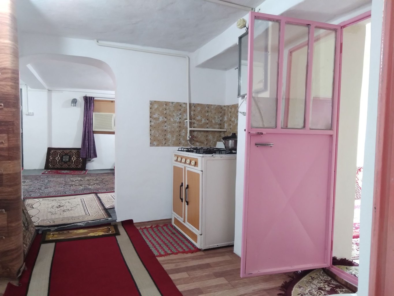 سوئیت فلت جنگلی جواهر - اجاق گاز