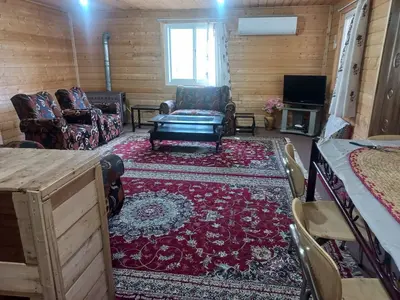 کلبه سه خوابه چوبی خانه دوست