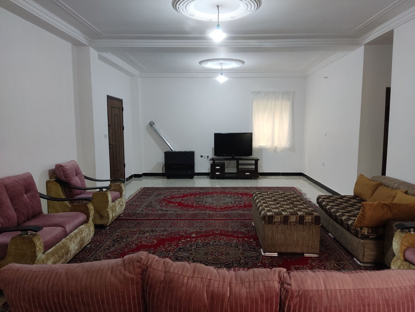 ویلا دوخوابه جنگلی دوهزار تیام