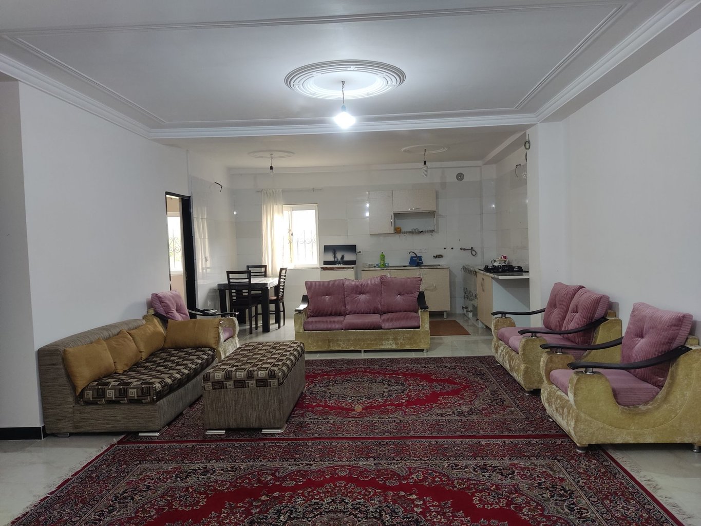 ویلا دوخوابه جنگلی دوهزار تیام