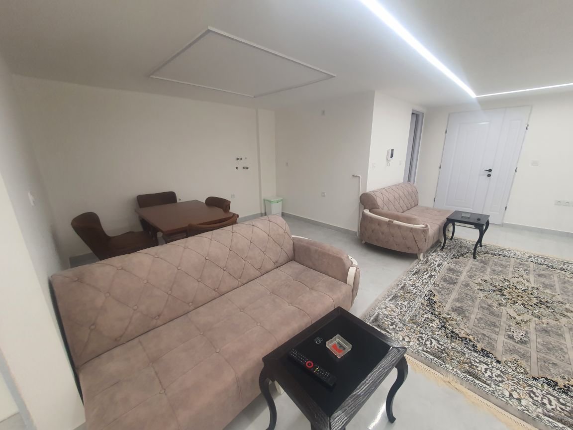 سوئیت یک خوابه سهند خیام