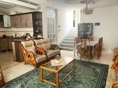 آپارتمان دوخوابه دوست و آشنا