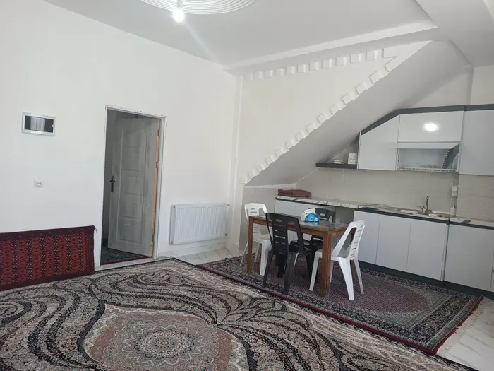 آپارتمان یک خوابه روستایی کوشالشاد