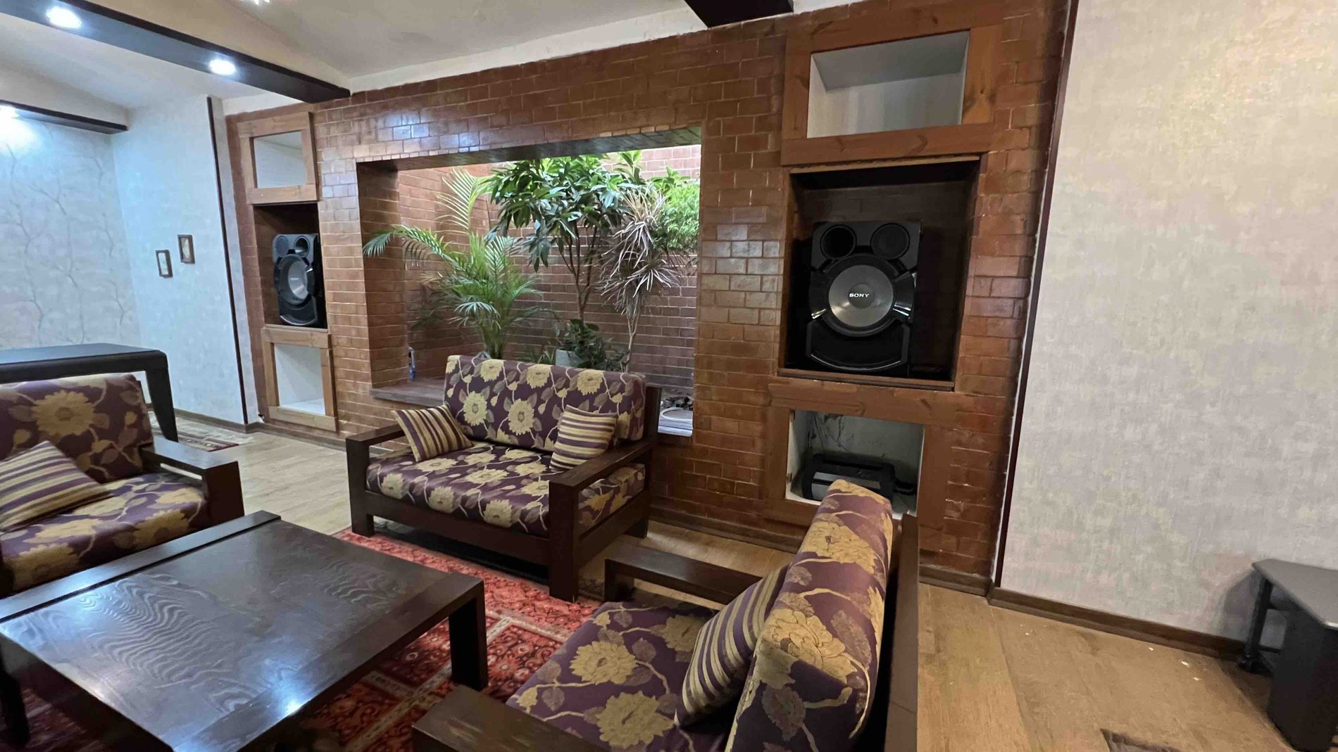 ویلا دوخوابه استخردار آبگرم  نشاط