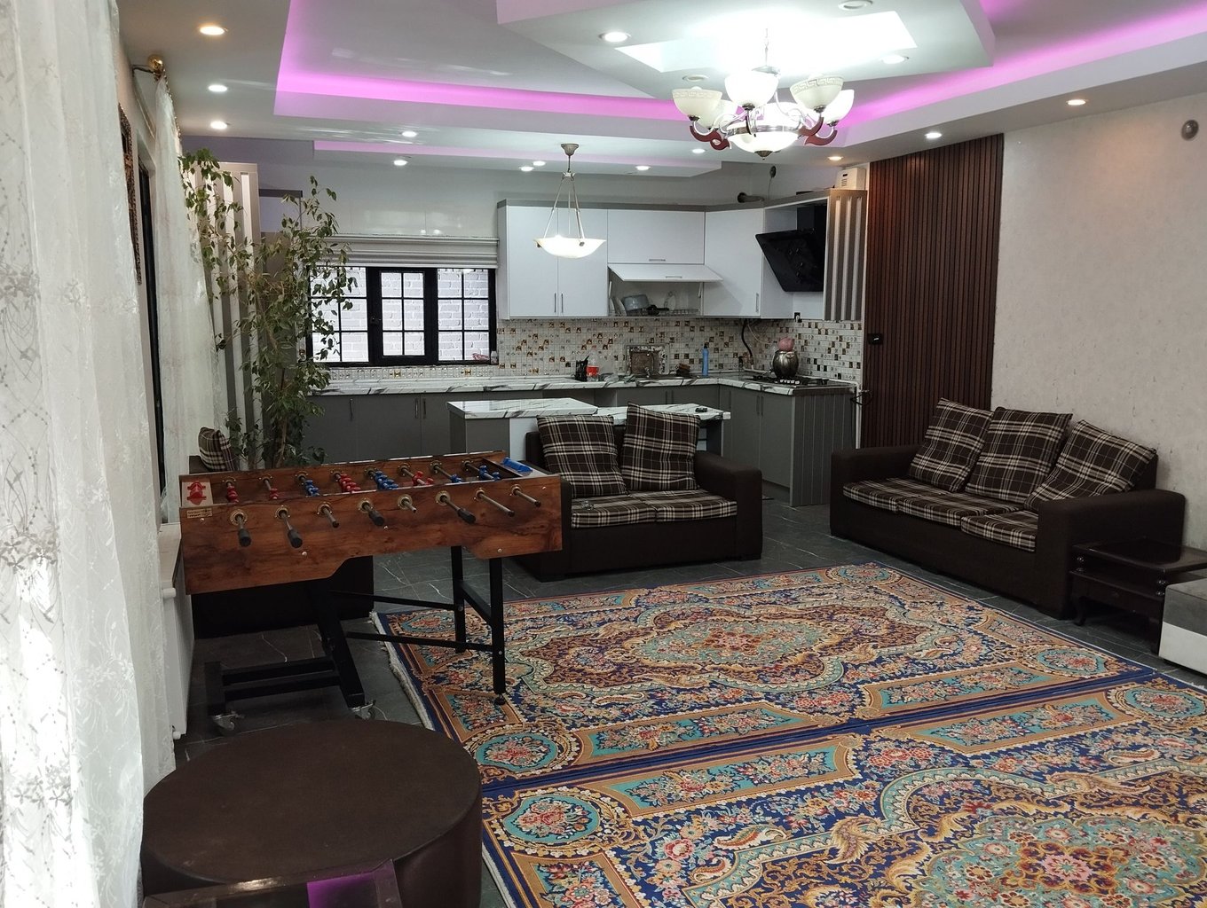 دوخوابه استخردار آبگرم سرو سبز