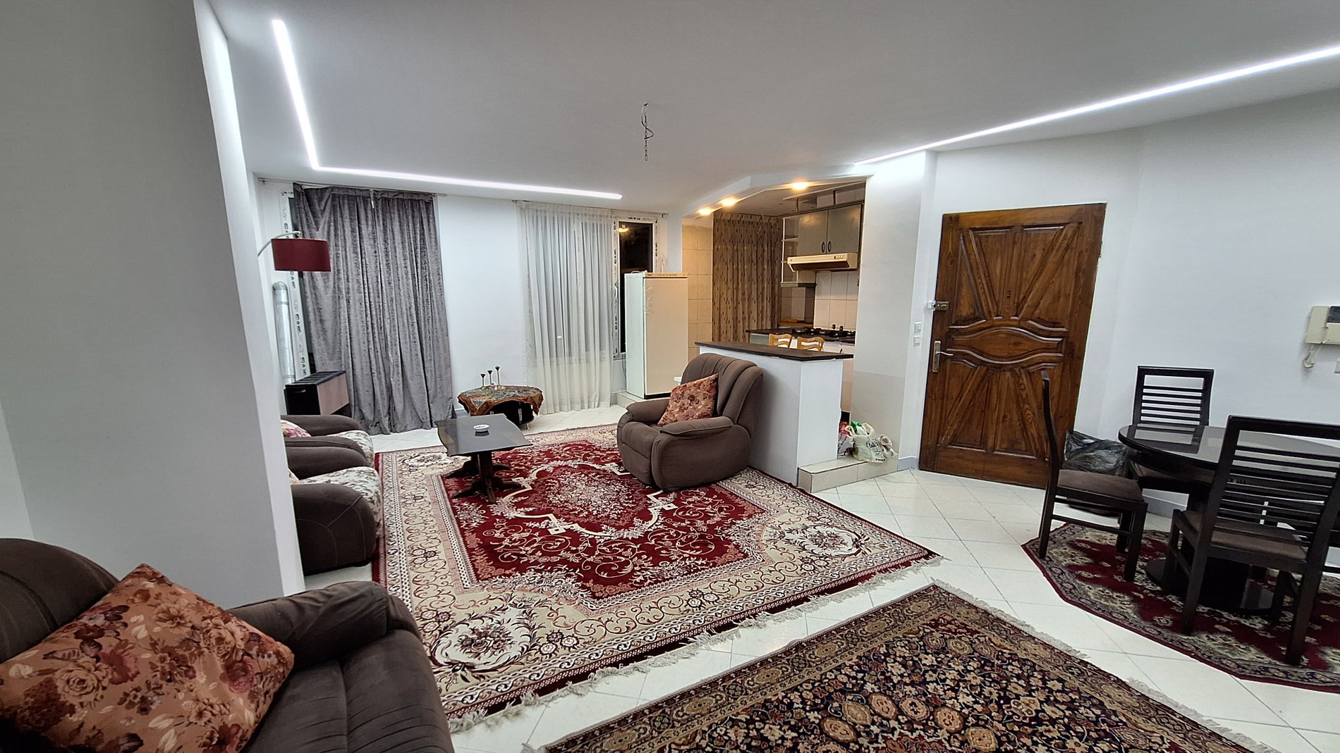 آپارتمان دوخواب اسکندری نواب