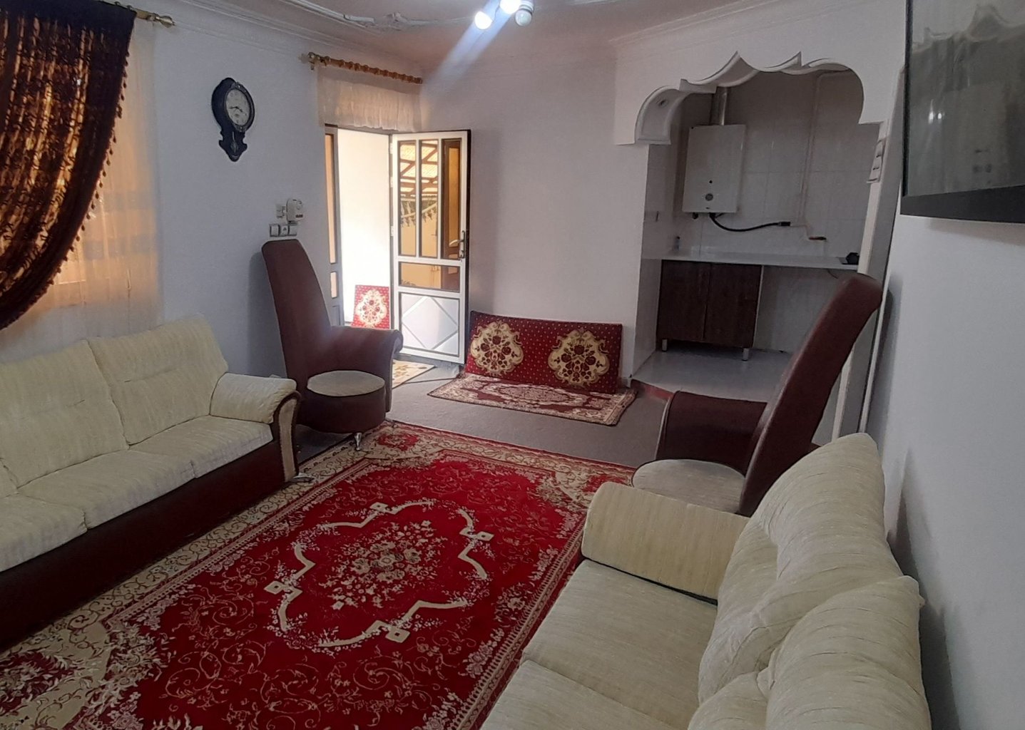 ویلا یک خوابه ساحلی شعبان زاده - پذیرایی