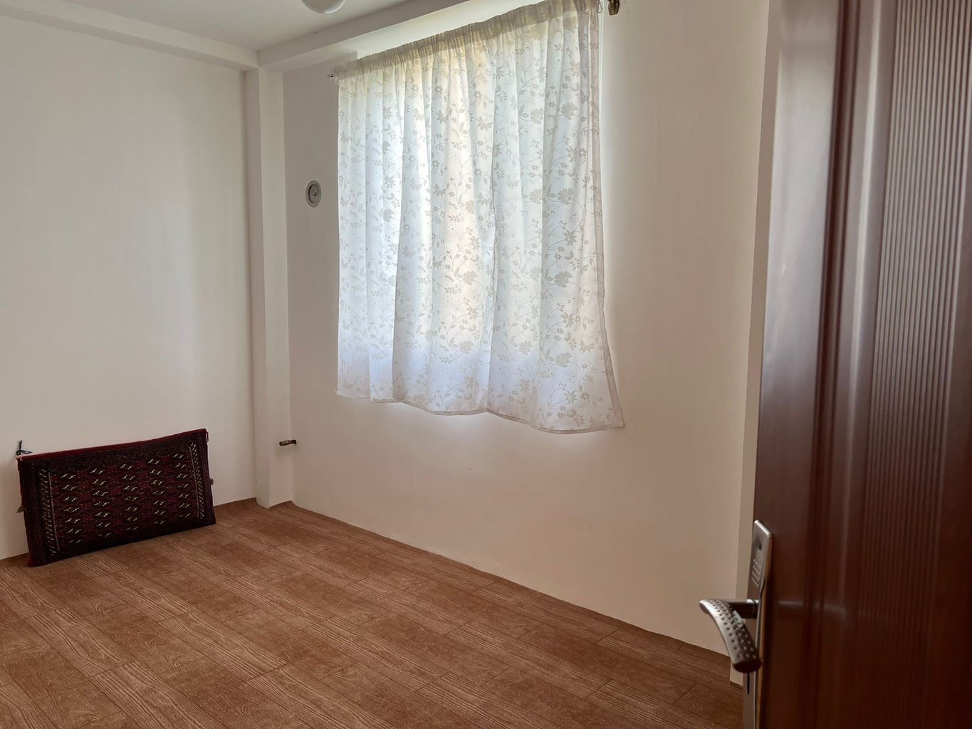 سوئیت دوخوابه جنگلی کلاچای - اتاق خواب ۱