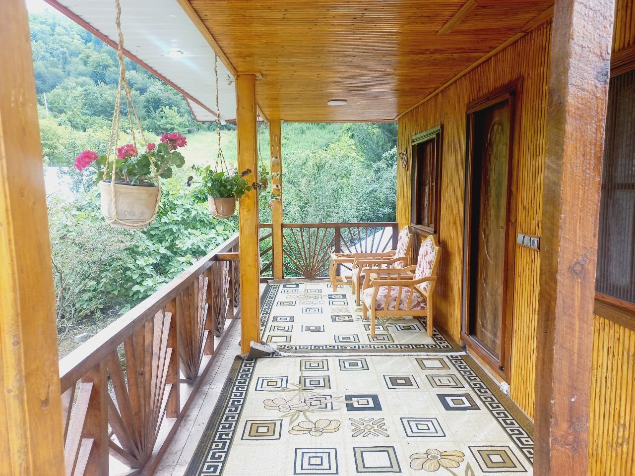 دوخوابه جنگلی پسرشجاع