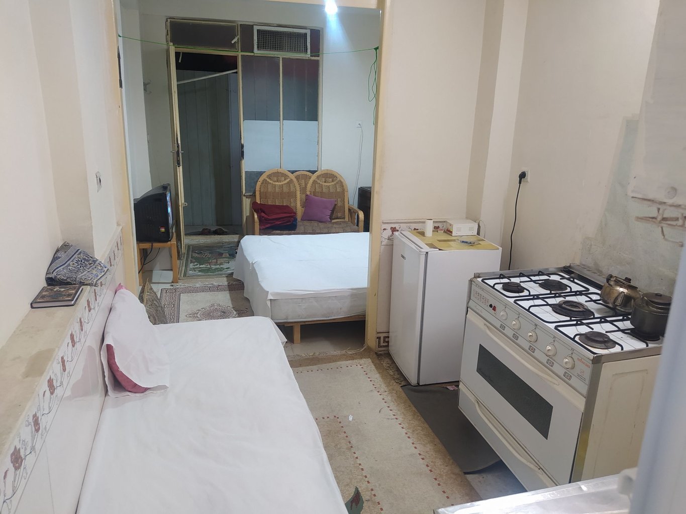 سوئیت فلت صفاشهر ۲ واحد سه تخت