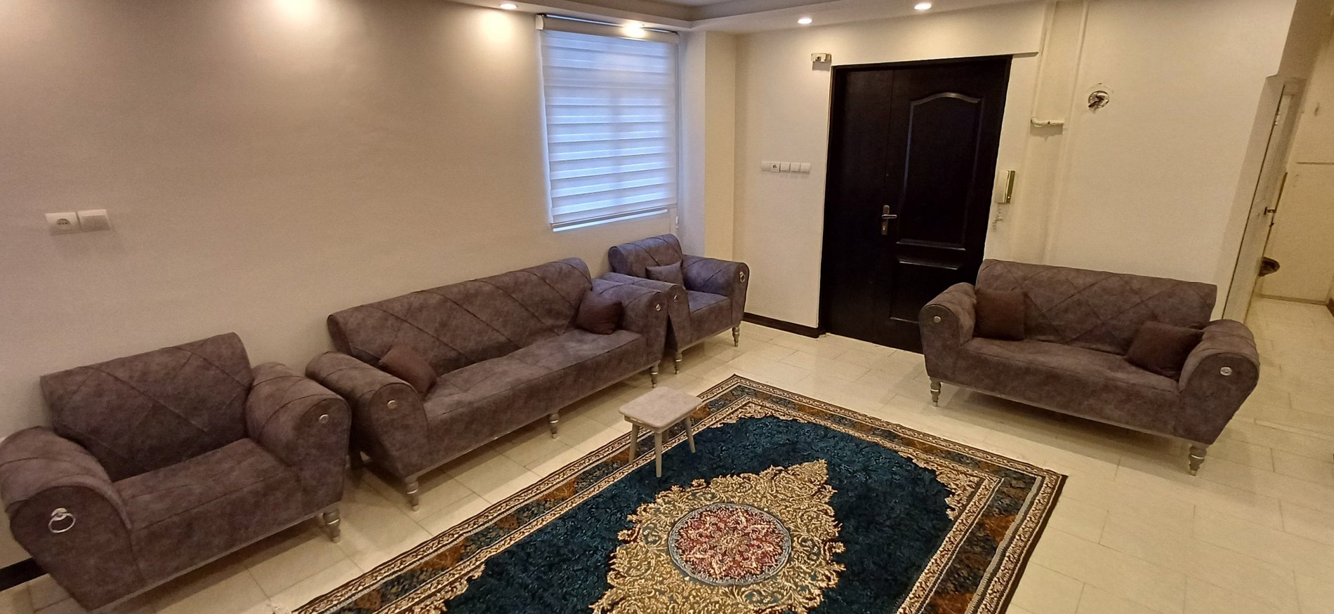 آپارتمان یک خوابه ترکمان زربافیان ۱ نواب