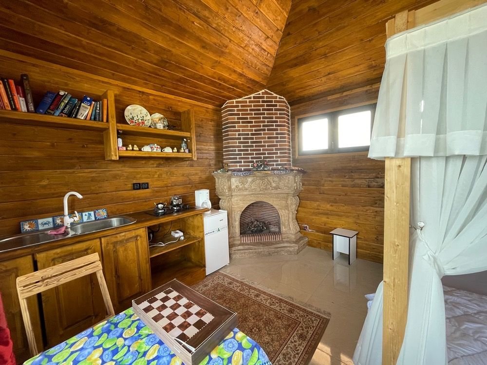 ویلا چهارخوابه ساحلی استخردار آبگرم ماهور