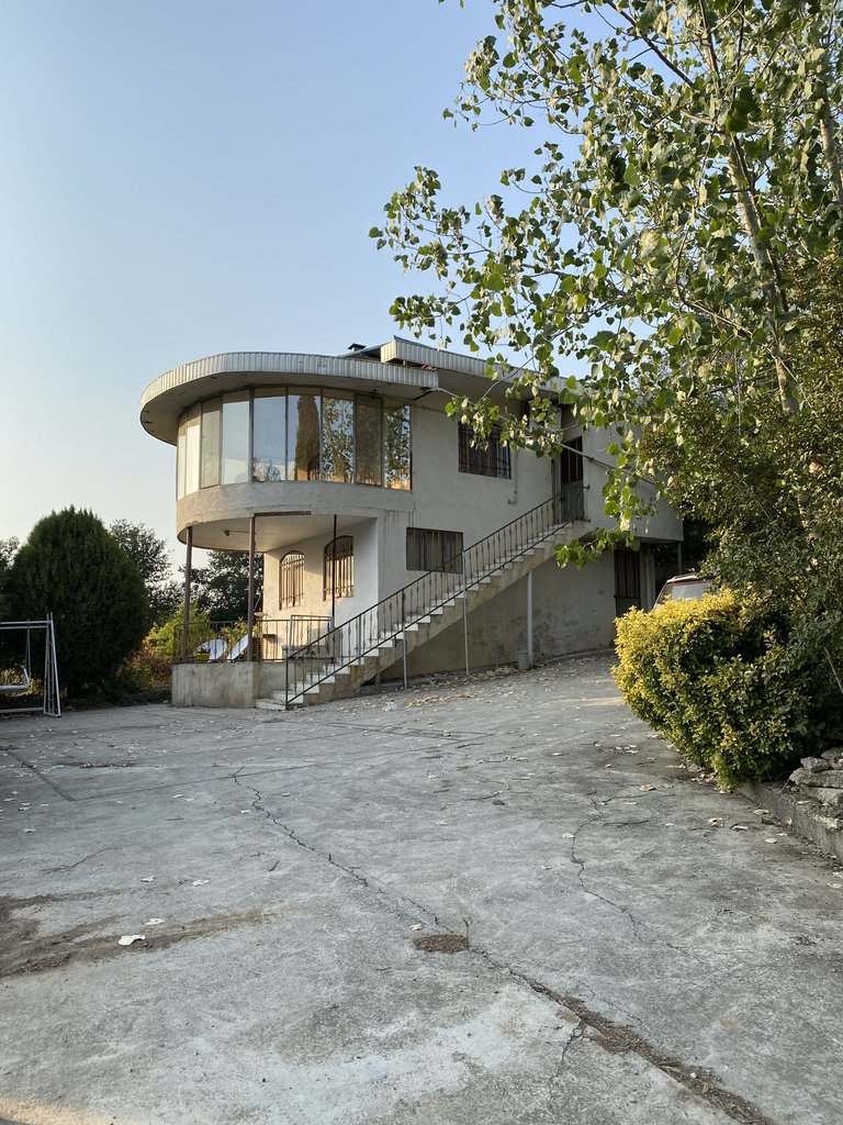 یک خوابه جنگلی سروناز