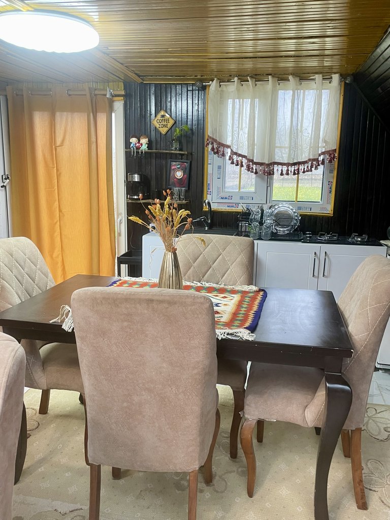 کلبه یک خوابه شیشه ای ماه عسل