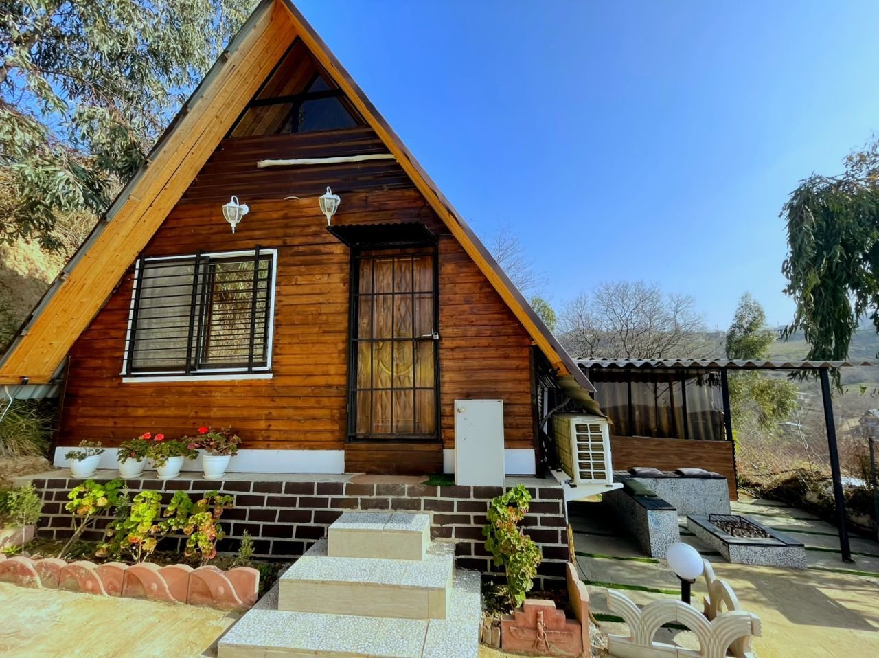 یک خوابه سوئیسی ماه تی تی