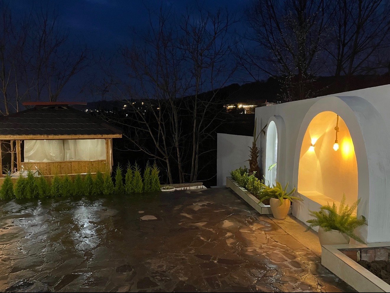 کلبه یک خوابه جکوزی دار روم ۲