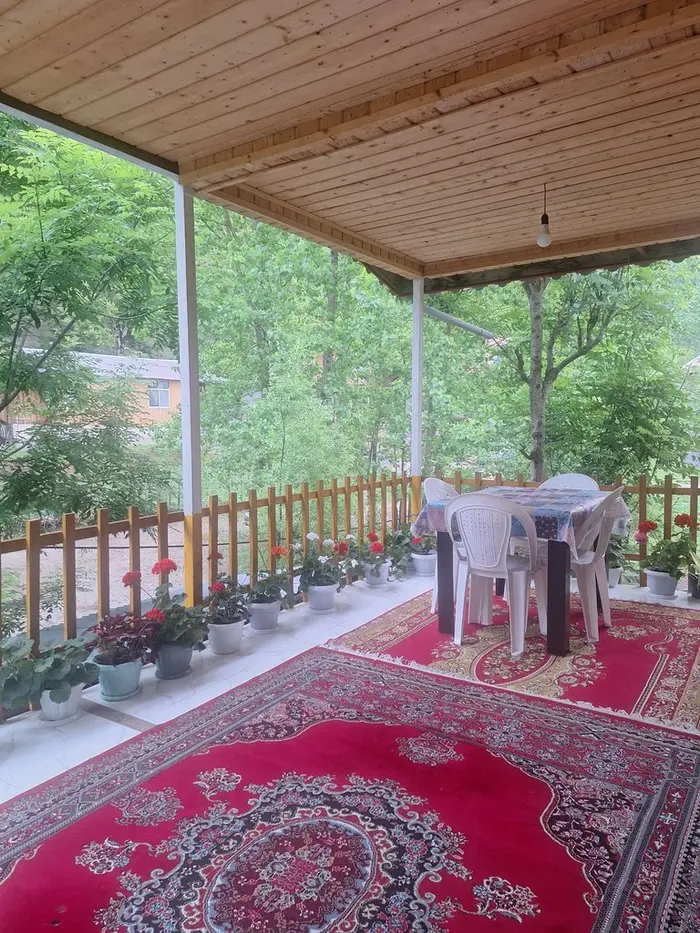 کلبه یک خوابه چوبی رژه 1