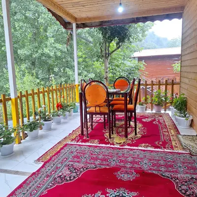 کلبه یک خوابه چوبی رژه 1