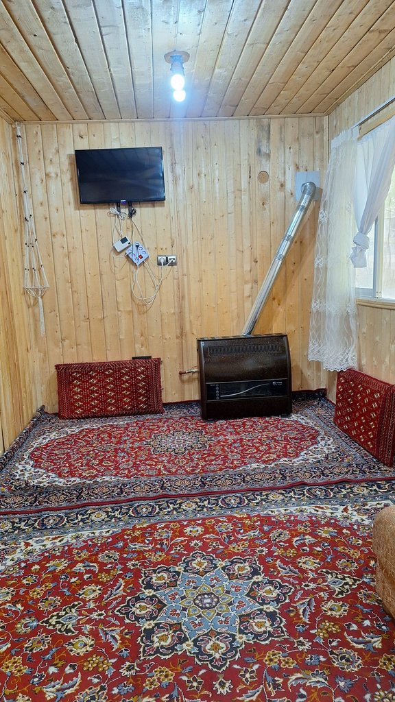 دوخوابه جنگلی رژه