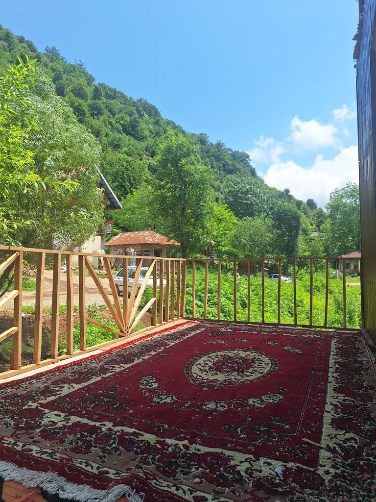 دوخوابه جنگلی رژه