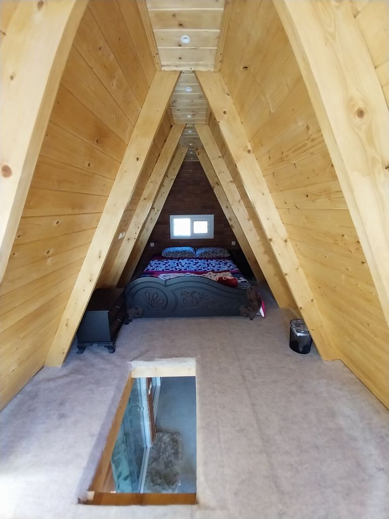 یک خوابه سوئیسی فانوس