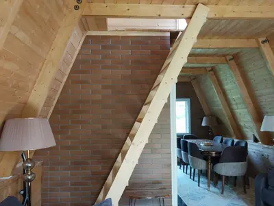 کلبه دوخوابه سوئیسی فانوس