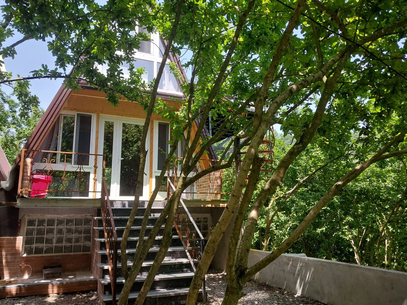 دوخوابه سوئیسی فانوس