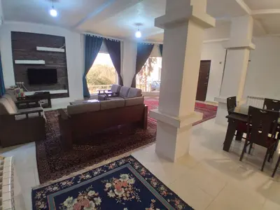 ویلا دوخوابه شیشه ای