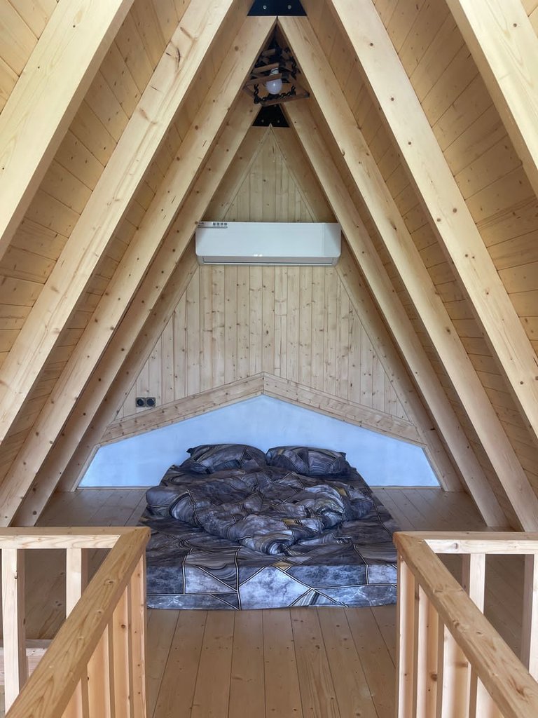 کلبه سوییسی استخردار آبگرم نسیم 4