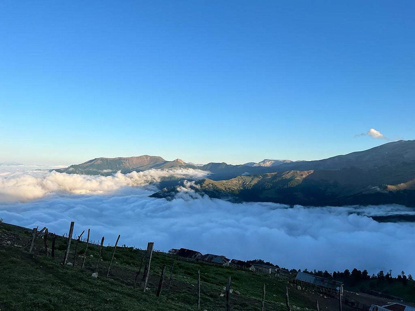 کلبه فلت چوبی ییلاق اولسبنگاه شنبه راه