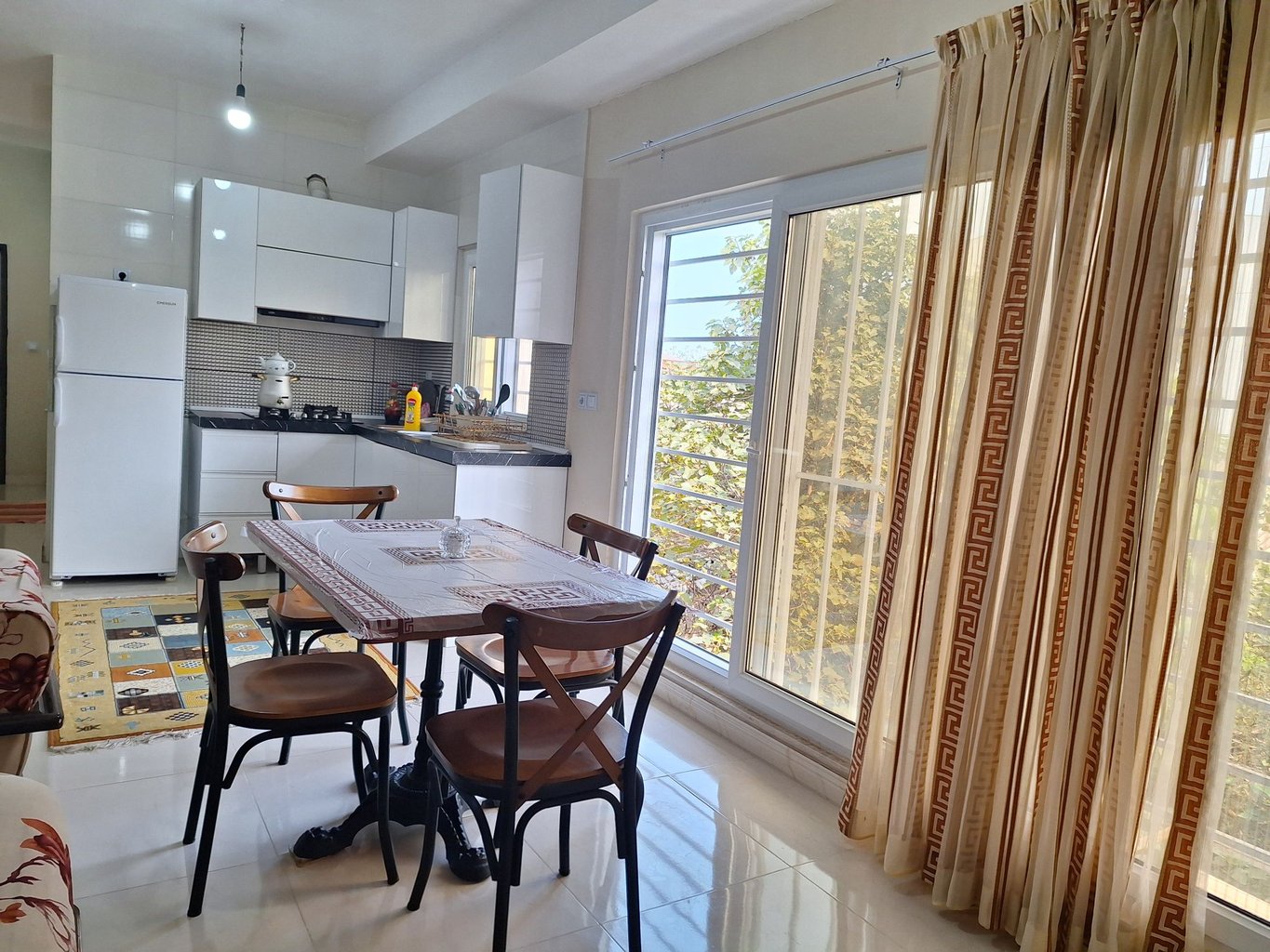 آپارتمان یک خوابه کیارش