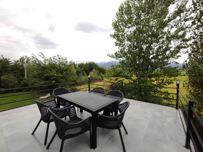 کلبه دوخوابه سوئیسی آرامش 1