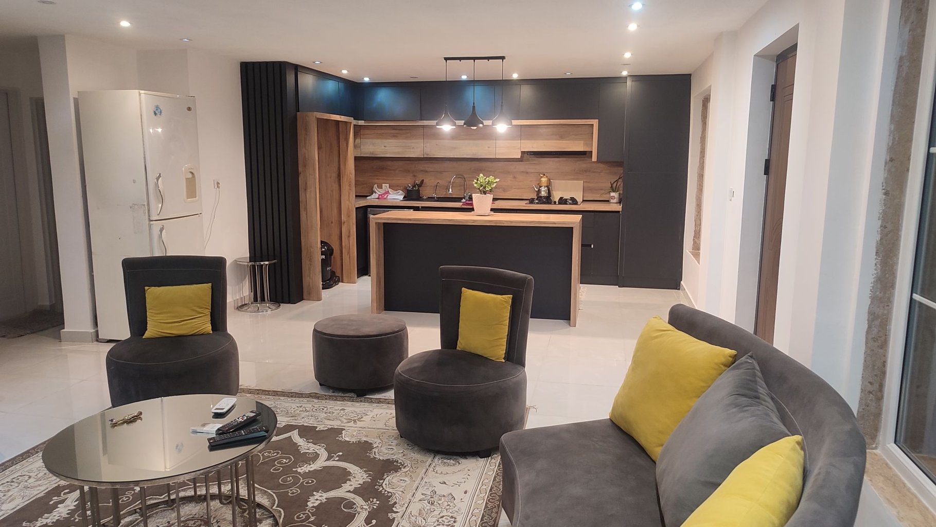 ویلا دوخوابه جنگلی هژبری