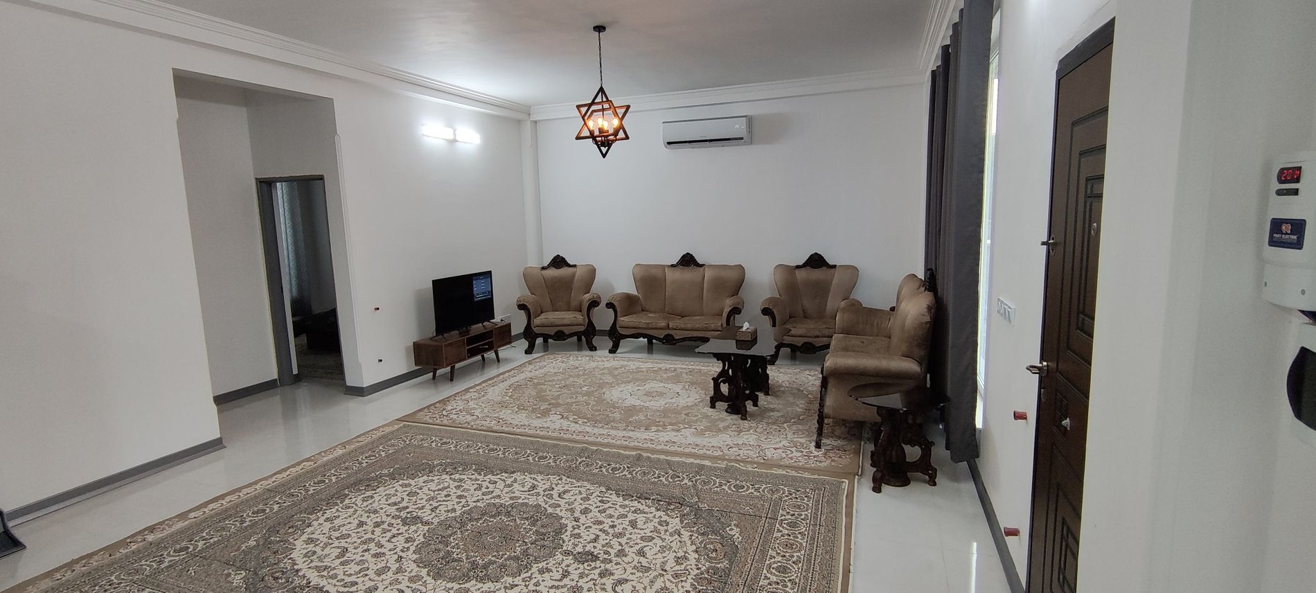 ویلا دوخوابه ایوان گرین 1
