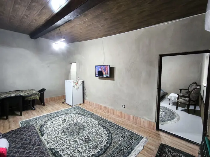 بوم گردی یک خوابه تی تی تگن - واحد اِزدار - فضای پذیرایی