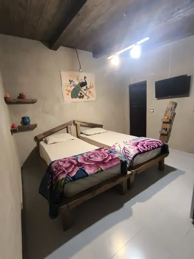 بومگردی تی تی تگن - واحد کِندِس