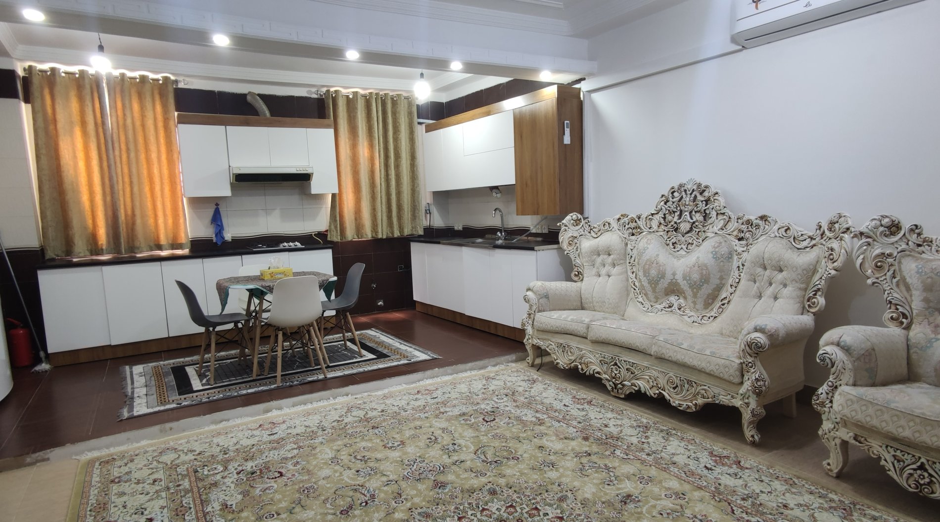 آپارتمان دوخوابه آیلین 1