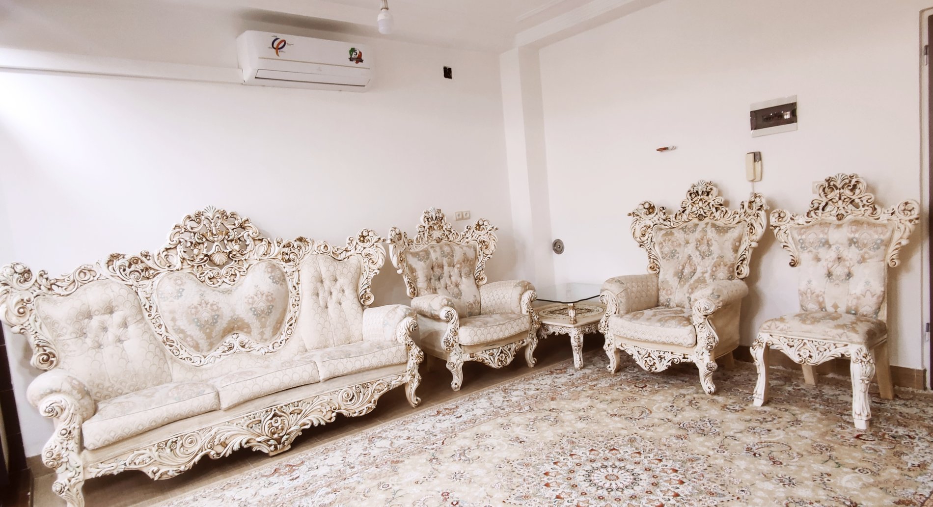 آپارتمان دوخوابه آیلین 1