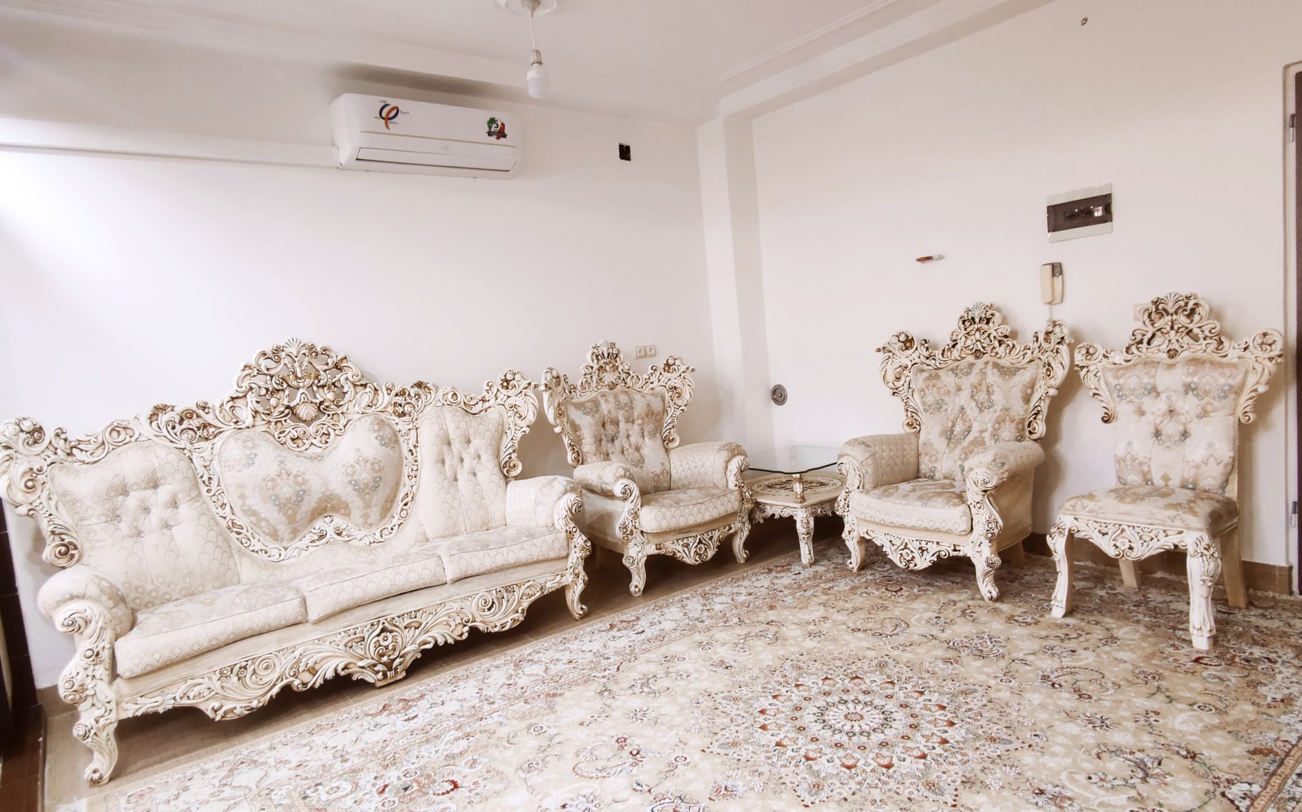 آپارتمان دوخوابه آیلین 1