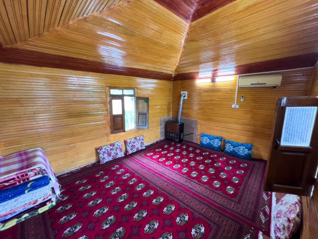 کلبه یک خوابه باغ آلوچه 1