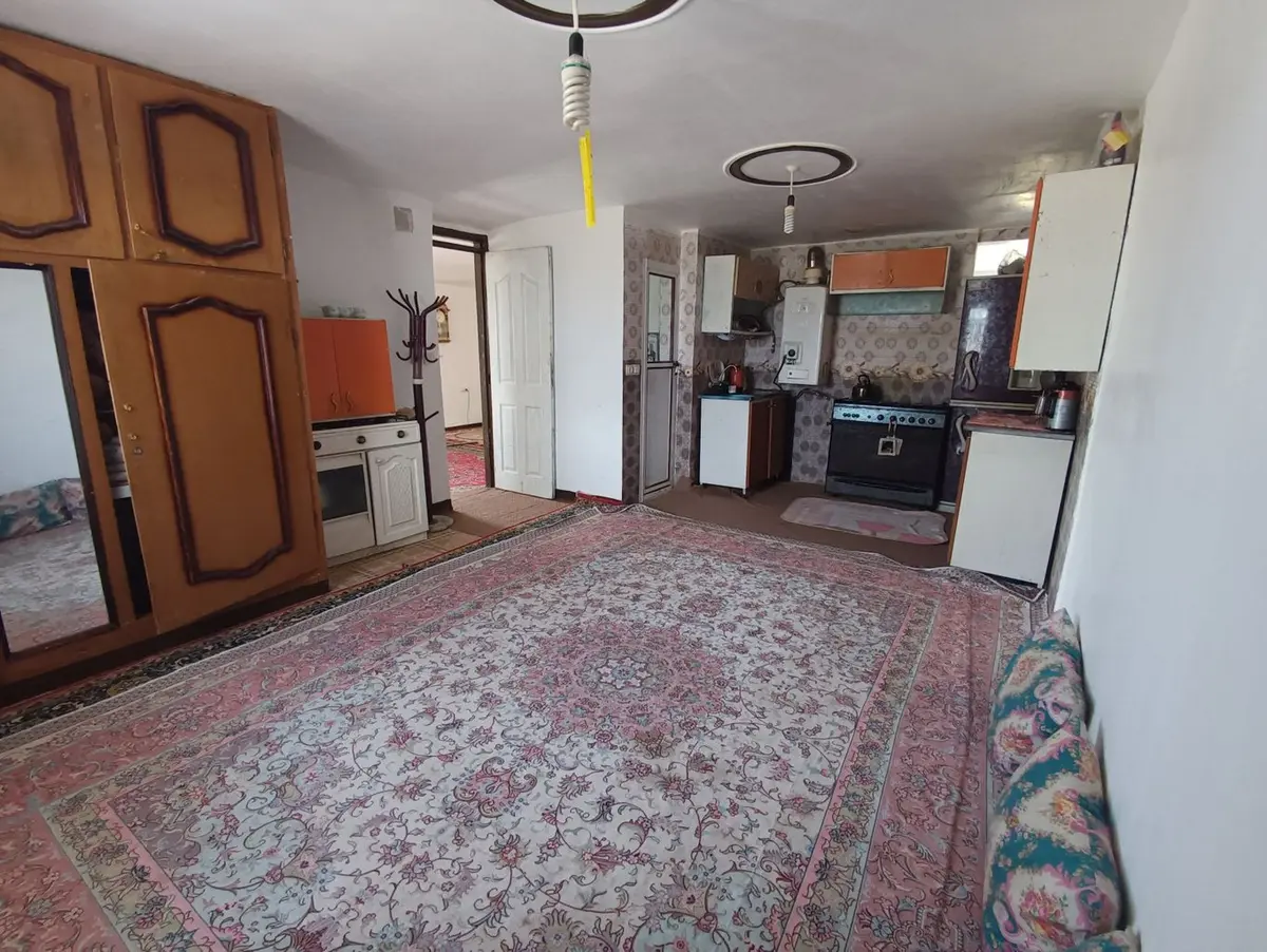 بوم گردی دوخوابه بهارستان 4 - اتاق خواب و آشپزخانه