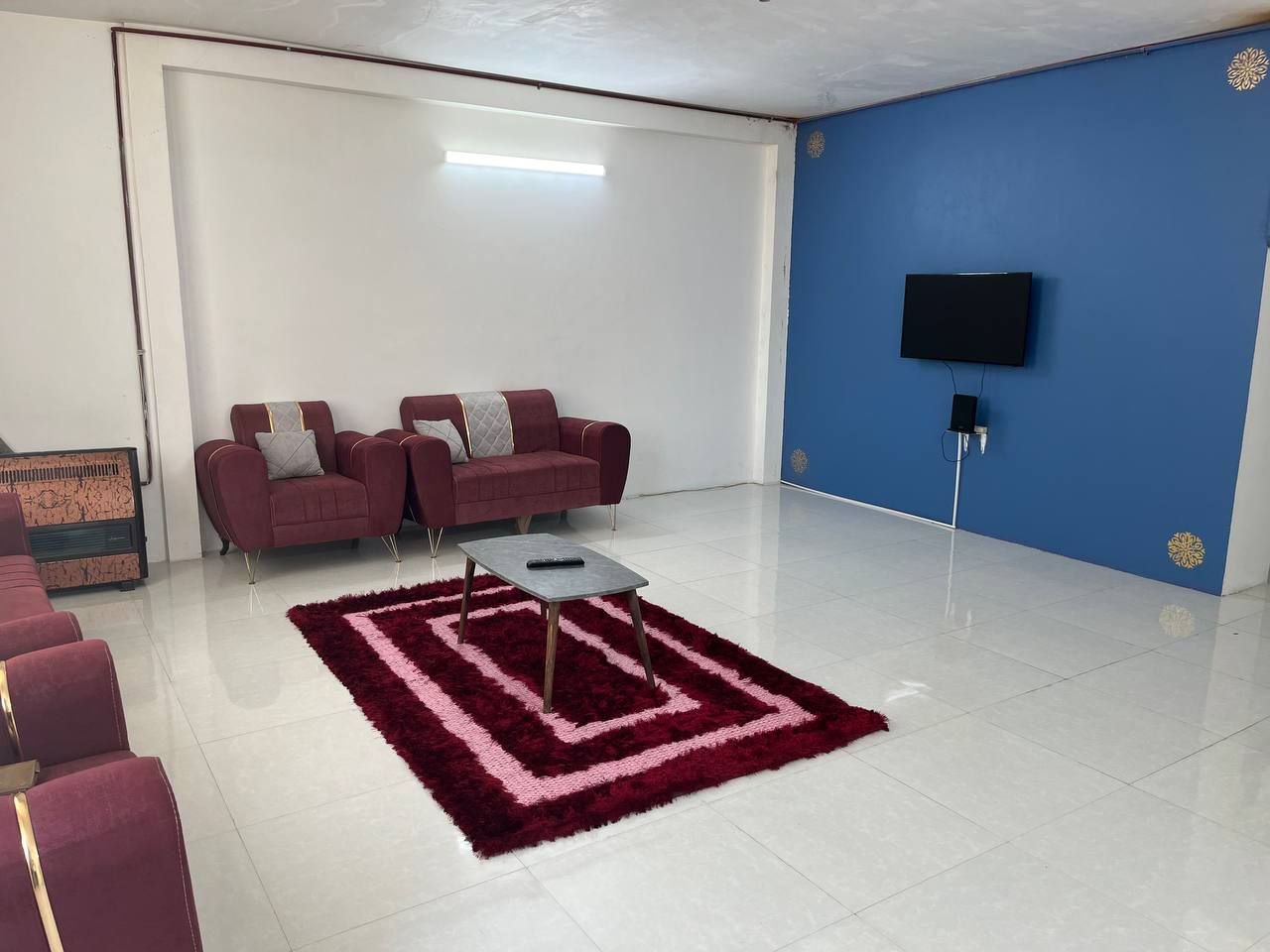 آپارتمان دوخوابه شاهرخ 1